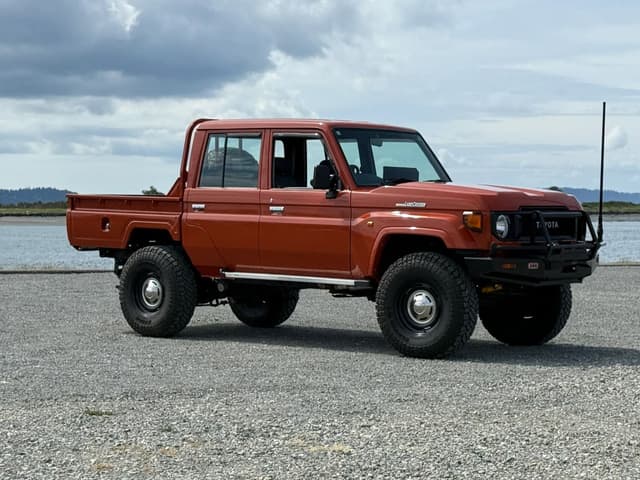 2001 Toyota Land Cruiser JDM car for sale — photo 3 of 25