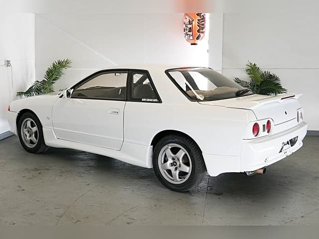 1991 Nissan Skyline JDM car for sale — photo 4 of 25