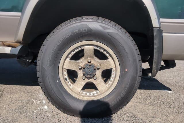 2001 Toyota Land Cruiser JDM car for sale — photo 10 of 25