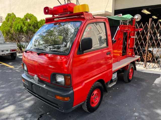 1995 Mitsubishi Minicab JDM car for sale — photo 3 of 18