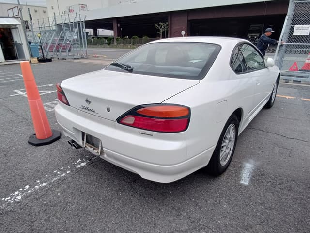 2001 Nissan Silvia JDM car for sale — photo 3 of 13