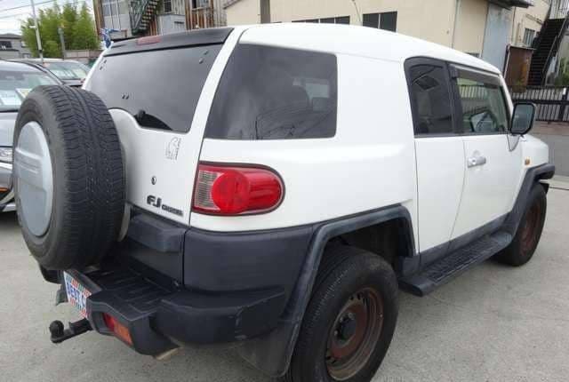 2011 Toyota Fj Cruiser JDM car for sale — photo 5 of 25