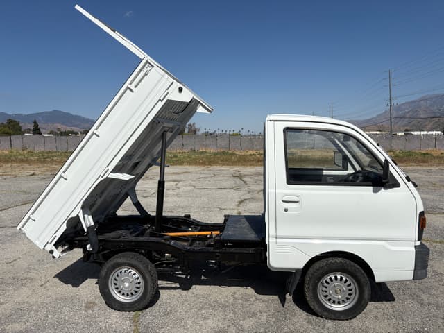 1991 Mitsubishi Minicab JDM car for sale — photo 8 of 25