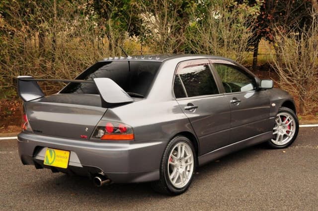 2006 Mitsubishi Lancer Evolution JDM car for sale — photo 2 of 22
