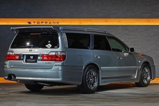 1999 Nissan Stagea JDM car for sale — photo 9 of 25