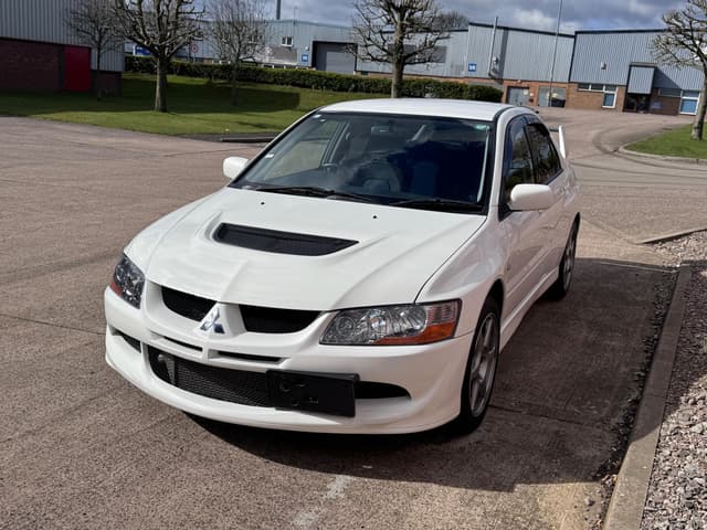 2003 Mitsubishi Lancer JDM car for sale — photo 2 of 24