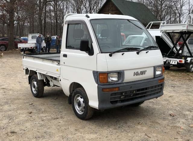 1998 Daihatsu Hijet JDM car for sale — photo 4 of 25