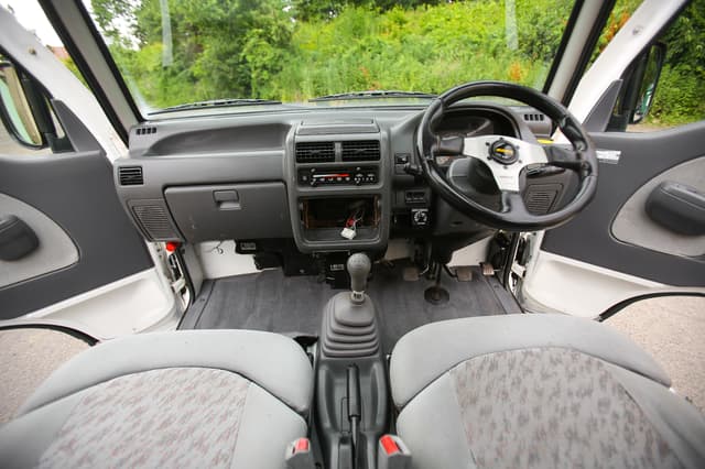 1997 Subaru Sambar JDM car for sale — photo 3 of 6