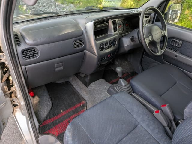2001 Daihatsu Atrai JDM car for sale — photo 13 of 22