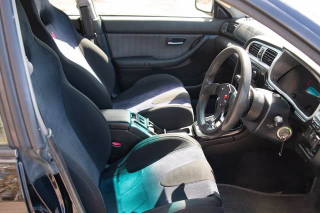2000 Subaru Legacy JDM car for sale — photo 9 of 15