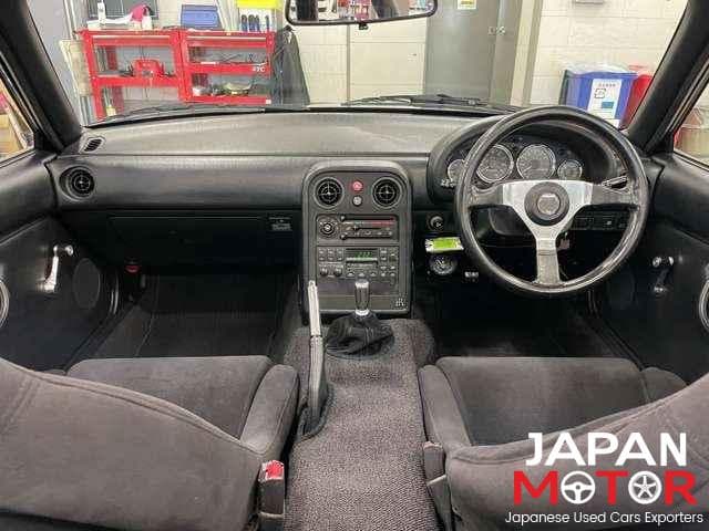 1992 Mazda Roadster (Eunos Roadster / MX-5) JDM car for sale — photo 2 of 12