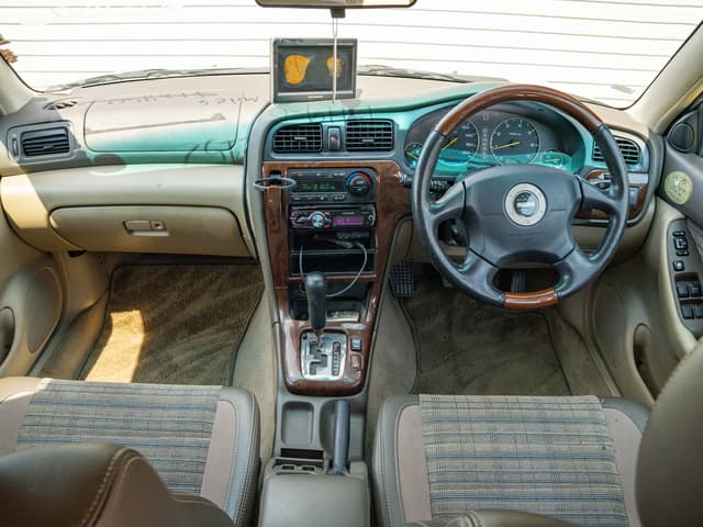 1998 Subaru Legacy JDM car for sale — photo 11 of 16