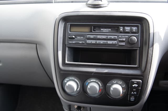 1998 Honda CR-V JDM car for sale — photo 12 of 14
