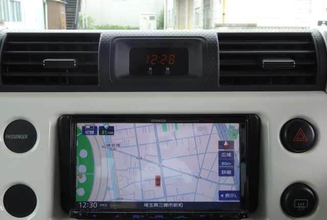 2011 Toyota Fj Cruiser JDM car for sale — photo 18 of 25