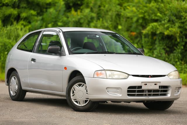 1996 Mitsubishi Mirage JDM car for sale — photo 21 of 25