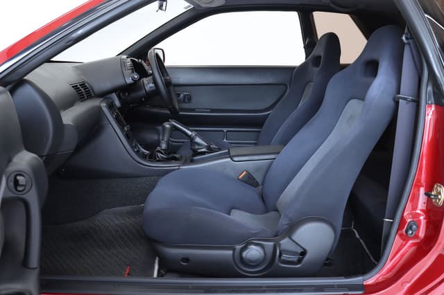 1994 Nissan Skyline JDM car for sale — photo 13 of 25