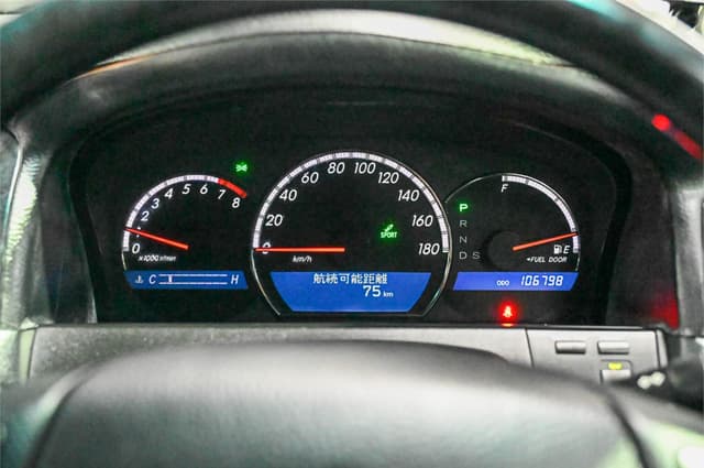 2007 Toyota Crown JDM car for sale — photo 22 of 25