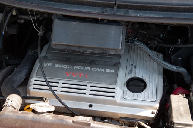 2000 Toyota Estima JDM car for sale — photo 10 of 10