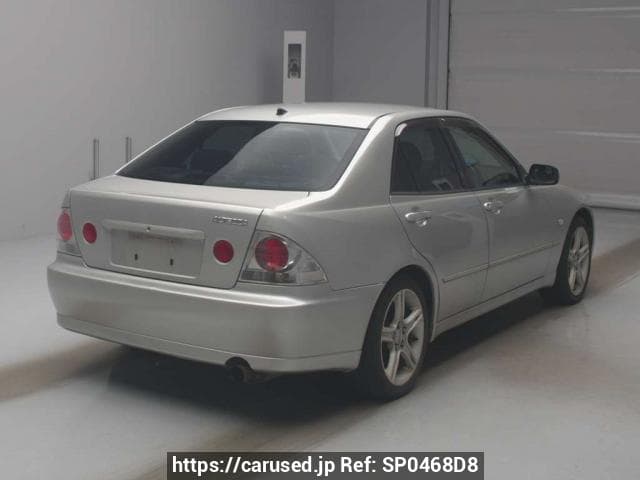 1999 Toyota Altezza JDM car for sale — photo 2 of 3