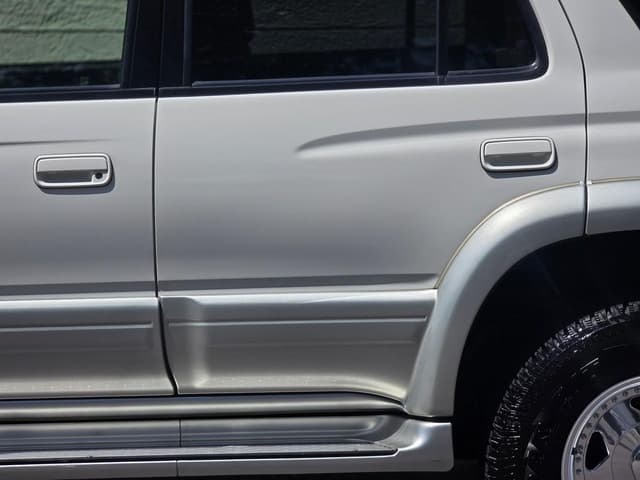 2001 Toyota Hilux Surf JDM car for sale — photo 20 of 25