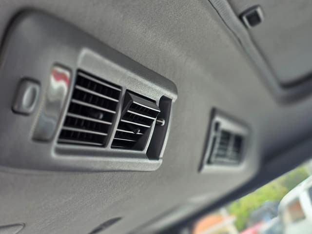 1996 Toyota Granvia JDM car for sale — photo 9 of 23