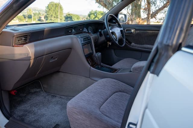 1994 Nissan Laurel JDM car for sale — photo 13 of 16