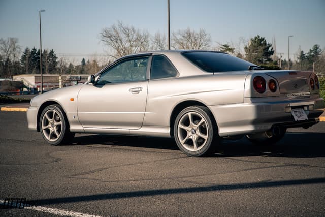 1998 Nissan Skyline JDM car for sale — photo 4 of 25