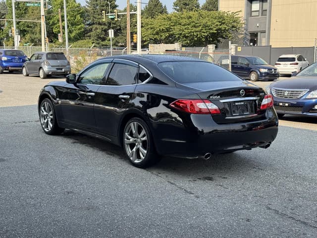 2010 Nissan Fuga JDM car for sale — photo 5 of 20