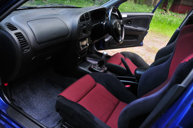 2000 Mitsubishi Lancer Evolution JDM car for sale — photo 4 of 23