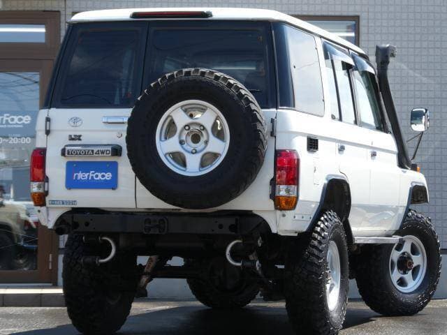 2000 Toyota Land Cruiser JDM car for sale — photo 12 of 19