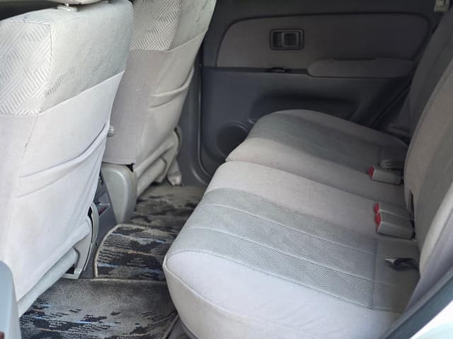 2001 Toyota Hilux Surf JDM car for sale — photo 10 of 25