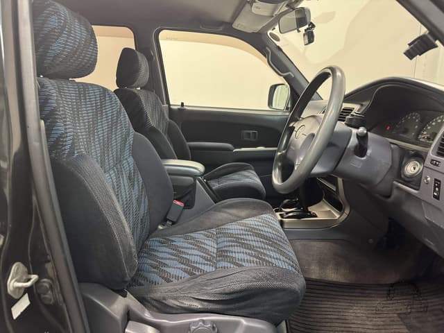 1999 Toyota Hilux Surf JDM car for sale — photo 24 of 25