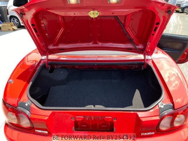 2001 Mazda Roadster (Eunos Roadster / MX-5) JDM car for sale — photo 8 of 19