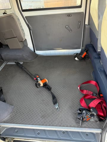 2000 Mitsubishi Minicab JDM car for sale — photo 11 of 15