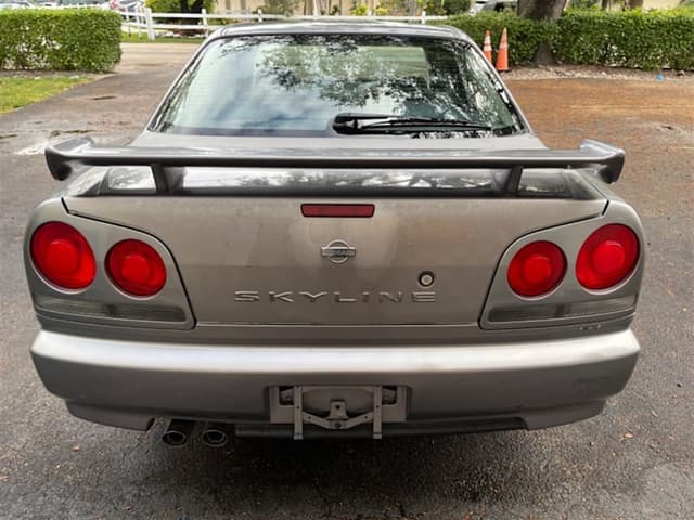 1998 Nissan Skyline JDM car for sale — photo 6 of 17