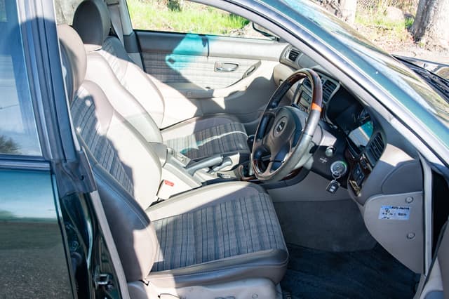 1998 Subaru Legacy JDM car for sale — photo 11 of 15
