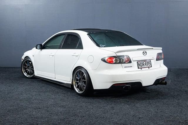 2005 Mazda Atenza JDM car for sale — photo 2 of 15