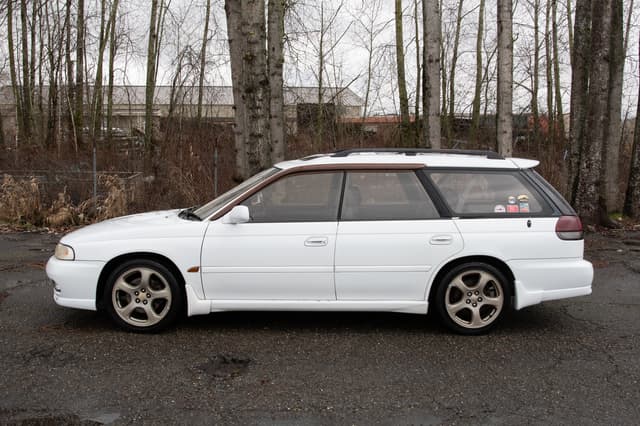 1997 Subaru Legacy JDM car for sale — photo 8 of 15