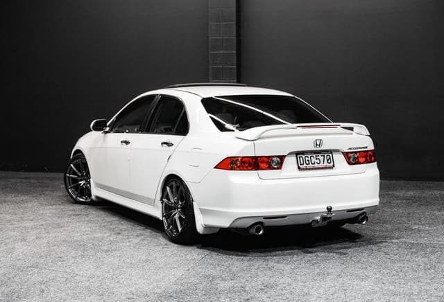 2006 Honda Accord JDM car for sale — photo 8 of 20