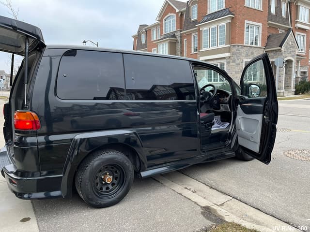 1998 Mitsubishi Delica JDM car for sale — photo 21 of 25