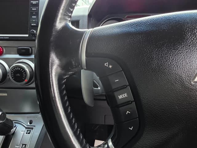 2009 Mitsubishi Delica JDM car for sale — photo 7 of 24
