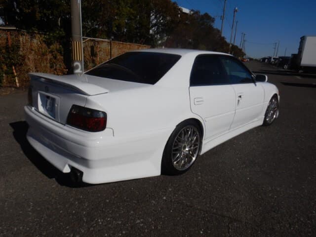 1997 Toyota Chaser JDM car for sale — photo 3 of 5
