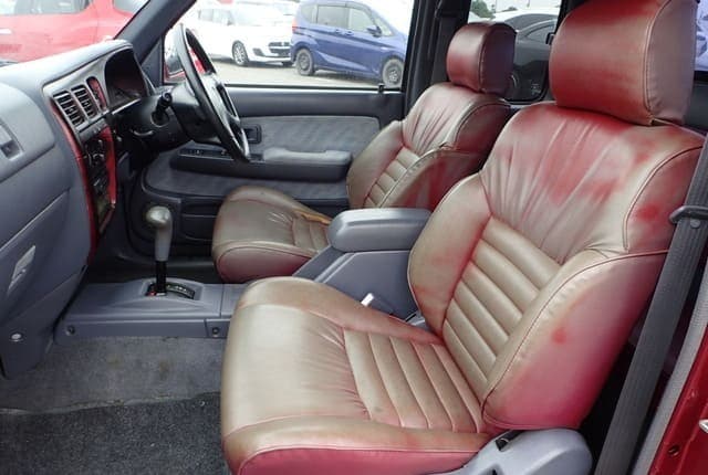 2001 Toyota Hilux JDM car for sale — photo 18 of 25