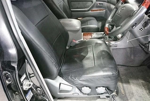 1998 Toyota Land Cruiser JDM car for sale — photo 3 of 5