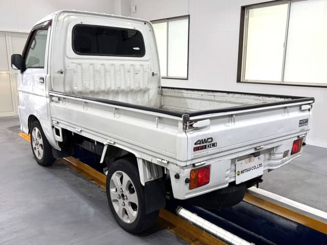 2000 Daihatsu Hijet JDM car for sale — photo 3 of 25