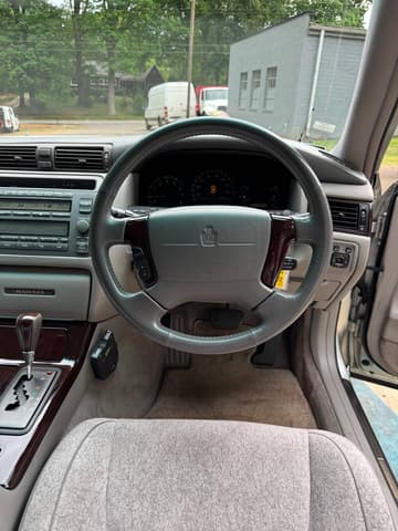 2000 Toyota Crown JDM car for sale — photo 12 of 21