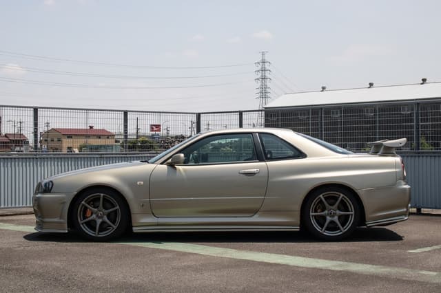 2001 Nissan Skyline JDM car for sale — photo 3 of 25