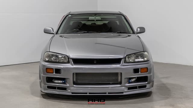 1999 Nissan Skyline JDM car for sale — photo 2 of 25