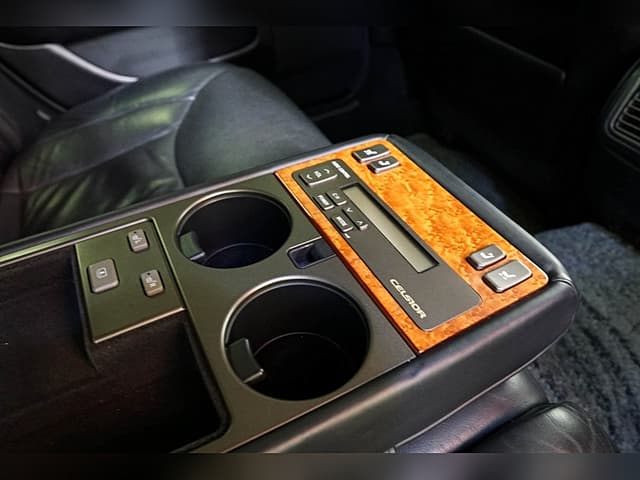 2002 Toyota Celsior JDM car for sale — photo 24 of 25