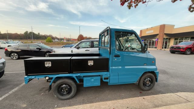 2000 Mitsubishi Minicab JDM car for sale — photo 3 of 8